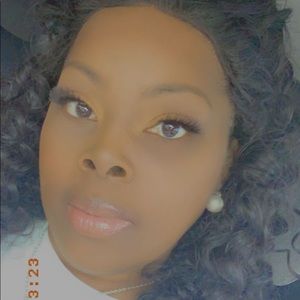 Meet your Posher, Venita